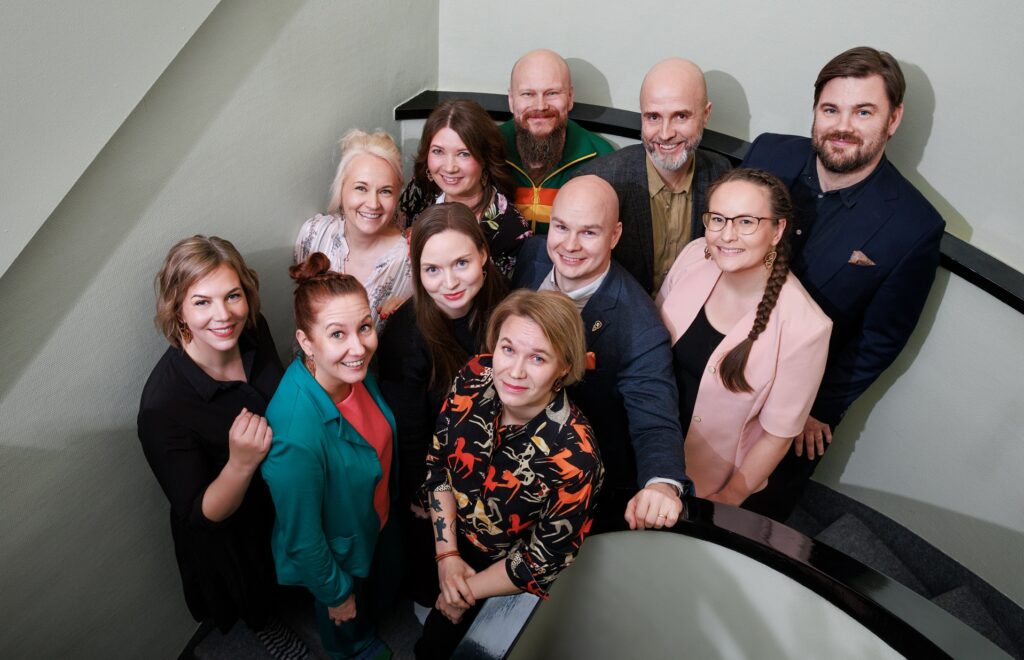 Sotemuotoilun ryhmäkuva