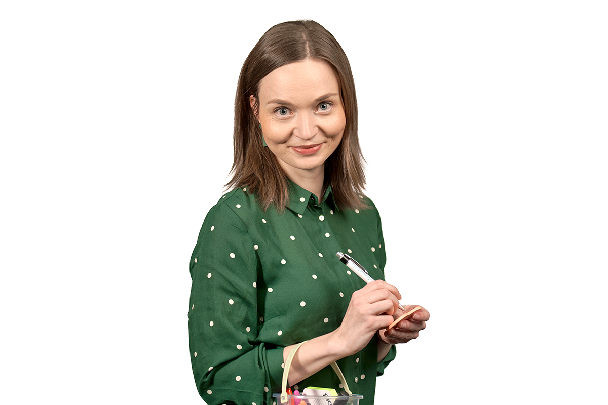 Sotemuotoilu Kaisa Saarela